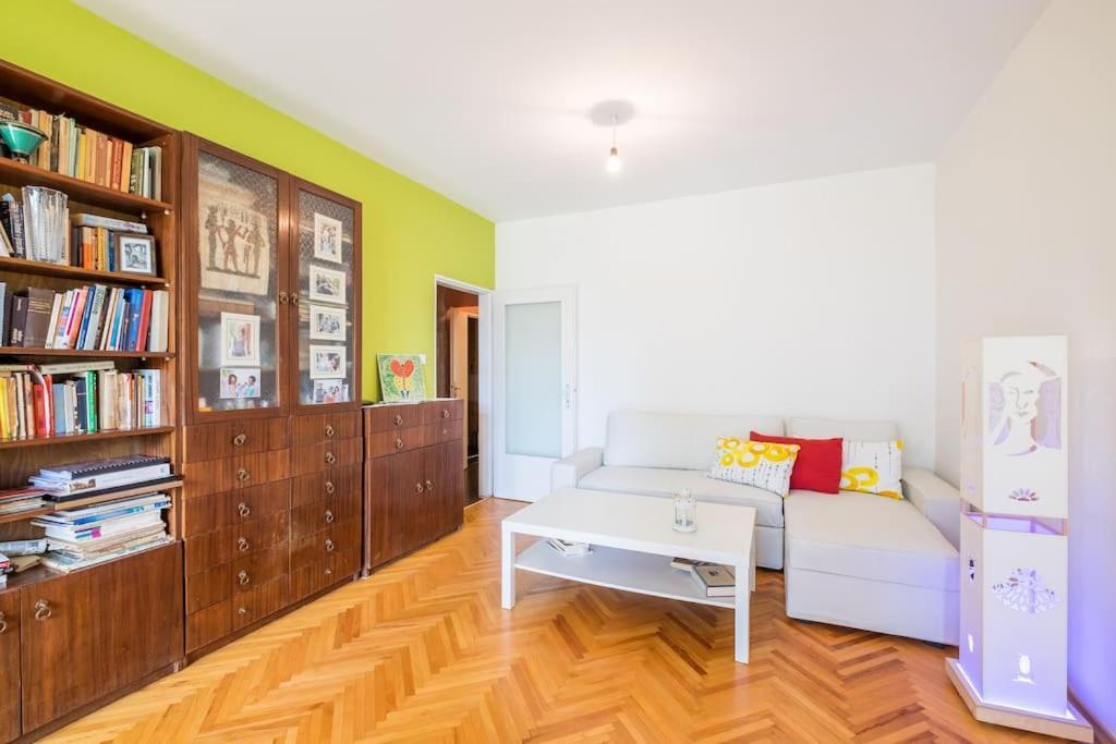 Beautiful Flat In Central Location By Flat Mаnager โซเฟีย ภายนอก รูปภาพ