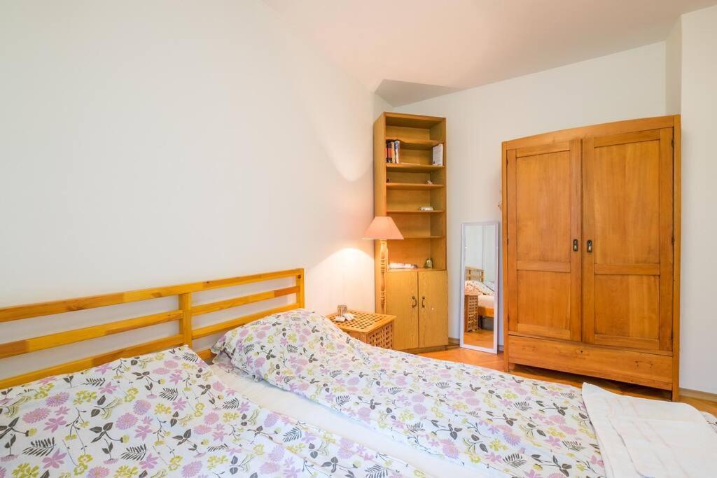 Beautiful Flat In Central Location By Flat Mаnager โซเฟีย ภายนอก รูปภาพ