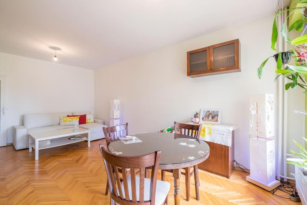 Beautiful Flat In Central Location By Flat Mаnager โซเฟีย ภายนอก รูปภาพ